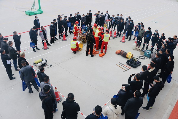 实操模拟演练现场3.jpg 实操模拟演练现场3.jpg