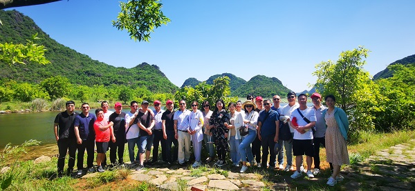 7.走进普者黑天鹅湖.jpg 7.走进普者黑天鹅湖.jpg