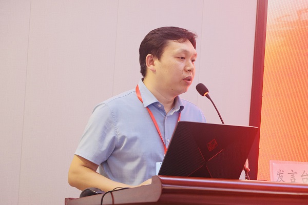 3、b体育·(sports)官方网站总工程师苏群山发表讲话.jpg 3、b体育·(sports)官方网站总工程师苏群山发表讲话.jpg