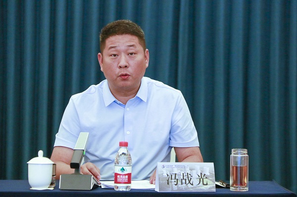 5b体育·（sports）官方网站副总经理冯战光主持会议.JPG